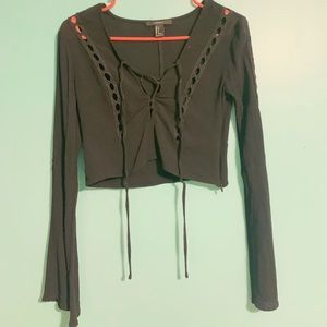 FOREVER 21 | Black Bell Sleeve Crop Top - S